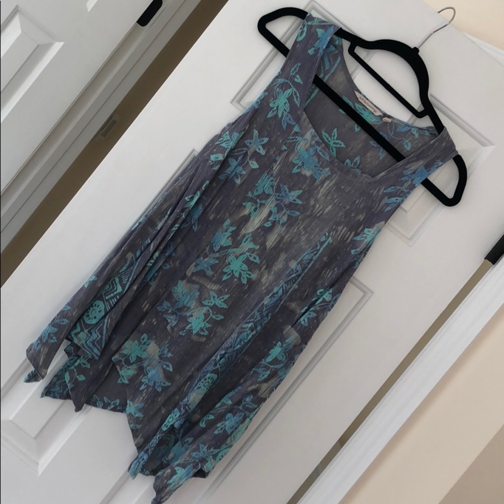 Soft Surroundings Handkerchief Hem Tank - S